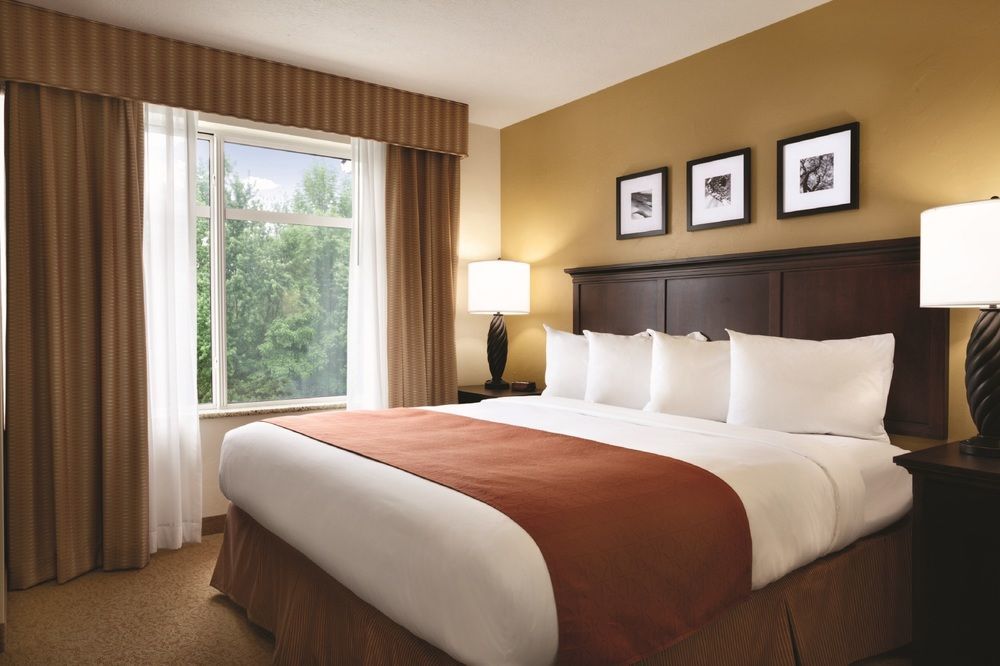 Country Inn & Suites By Radisson, Kansas City At Village West, Ks Bonner Springs Екстер'єр фото