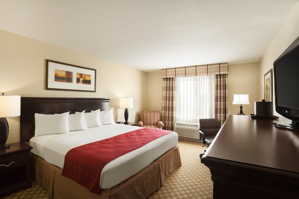 Country Inn & Suites By Radisson, Kansas City At Village West, Ks Bonner Springs Екстер'єр фото