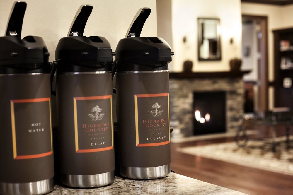 Country Inn & Suites By Radisson, Kansas City At Village West, Ks Bonner Springs Екстер'єр фото